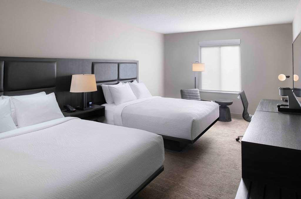 Holiday Inn Express St. Albans By Ihg Room photo